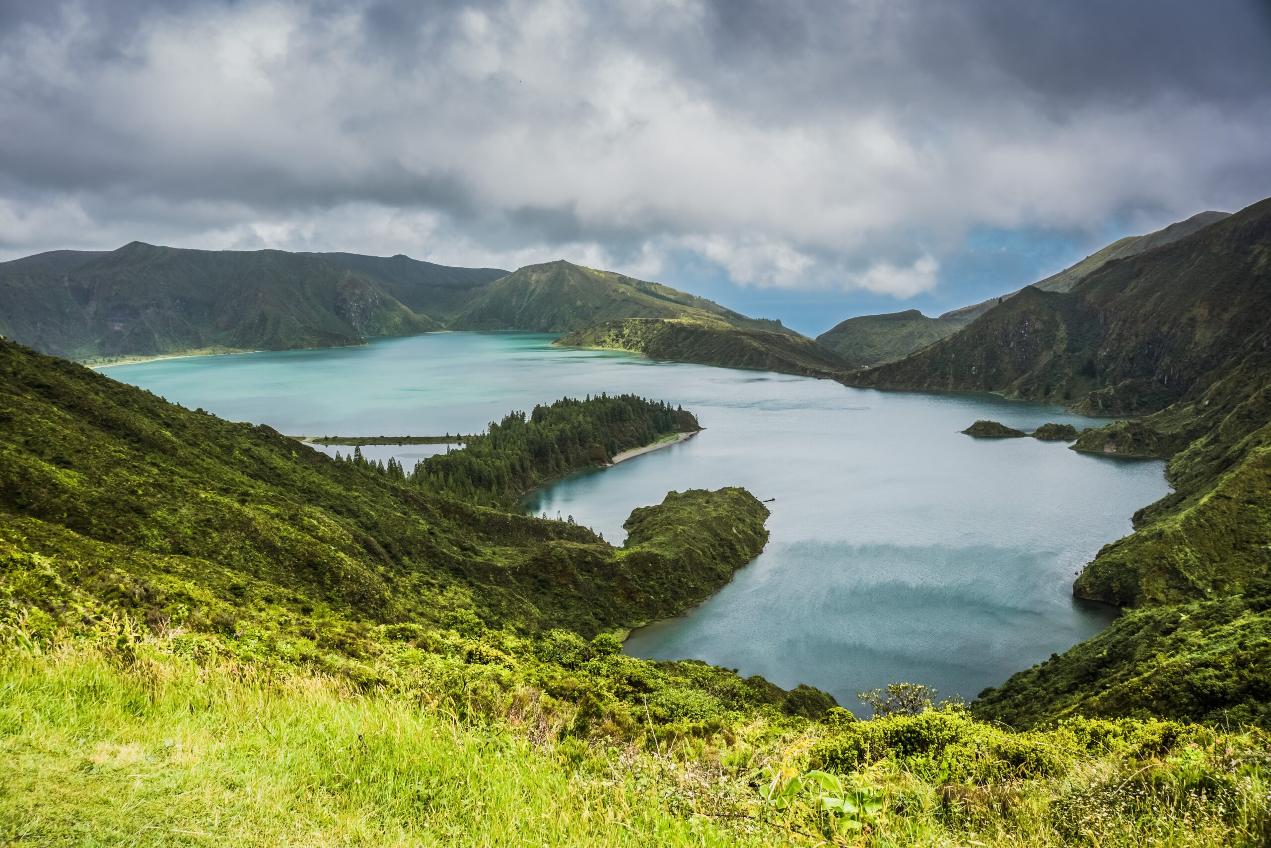 Sumérgete en la magia de las islas Azores, Portugal: un paraíso natural